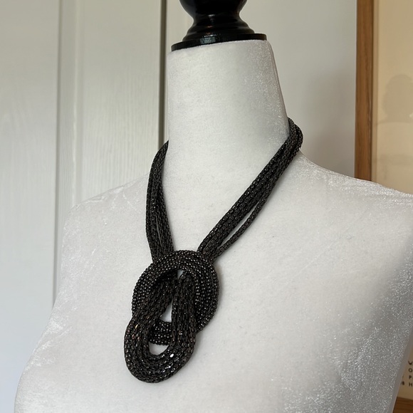 Chain necklace - Picture 2 of 2